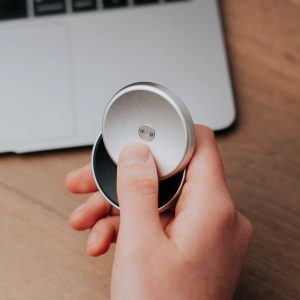 mb-giftguide-fidgets-onoslider