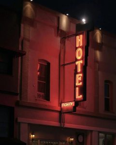 ph-b-okaP6N58Co8-unsplash